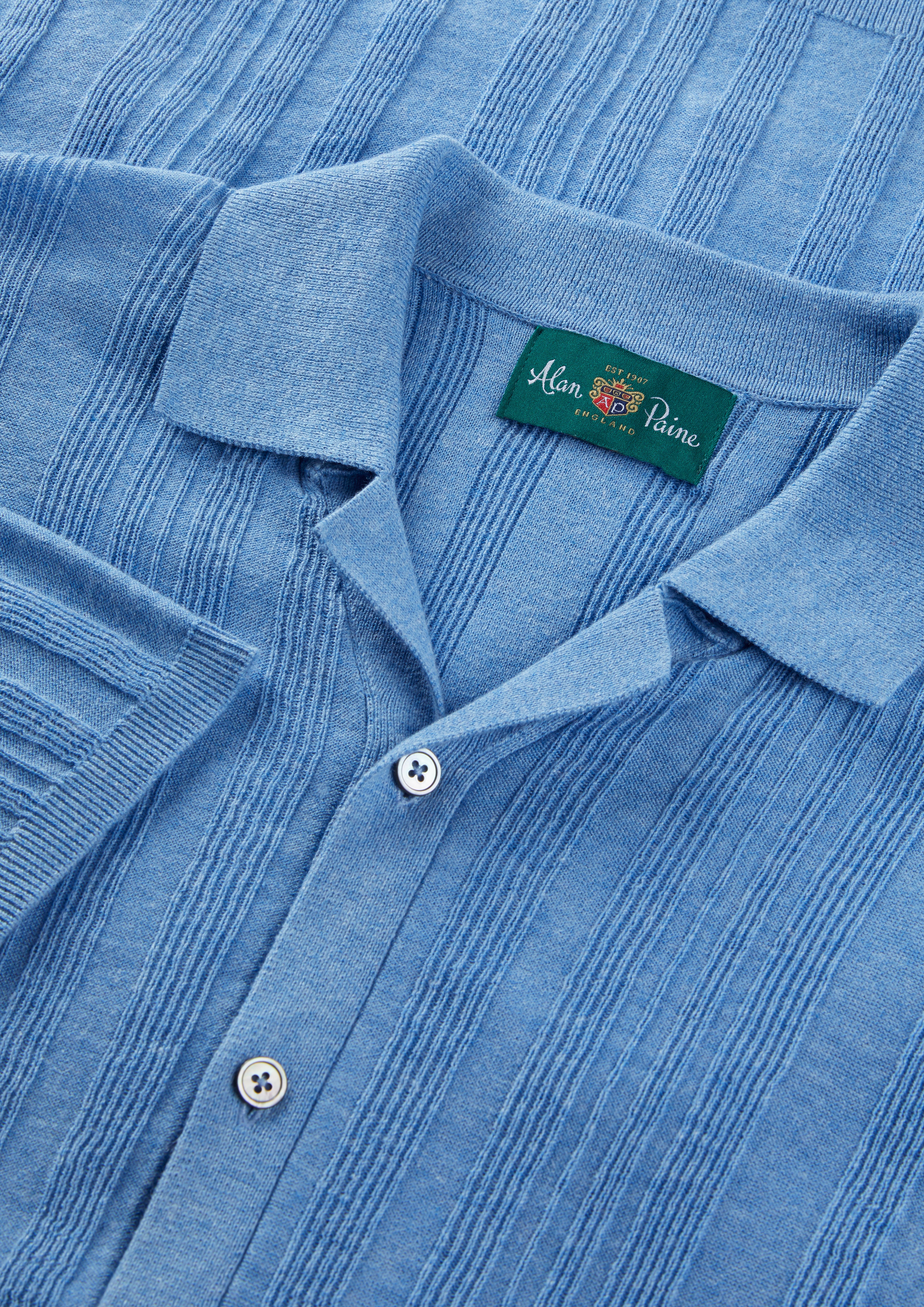 Abbotsbury Men's Short Sleeve Cotton Shirt In Carolina Blue - Image 3