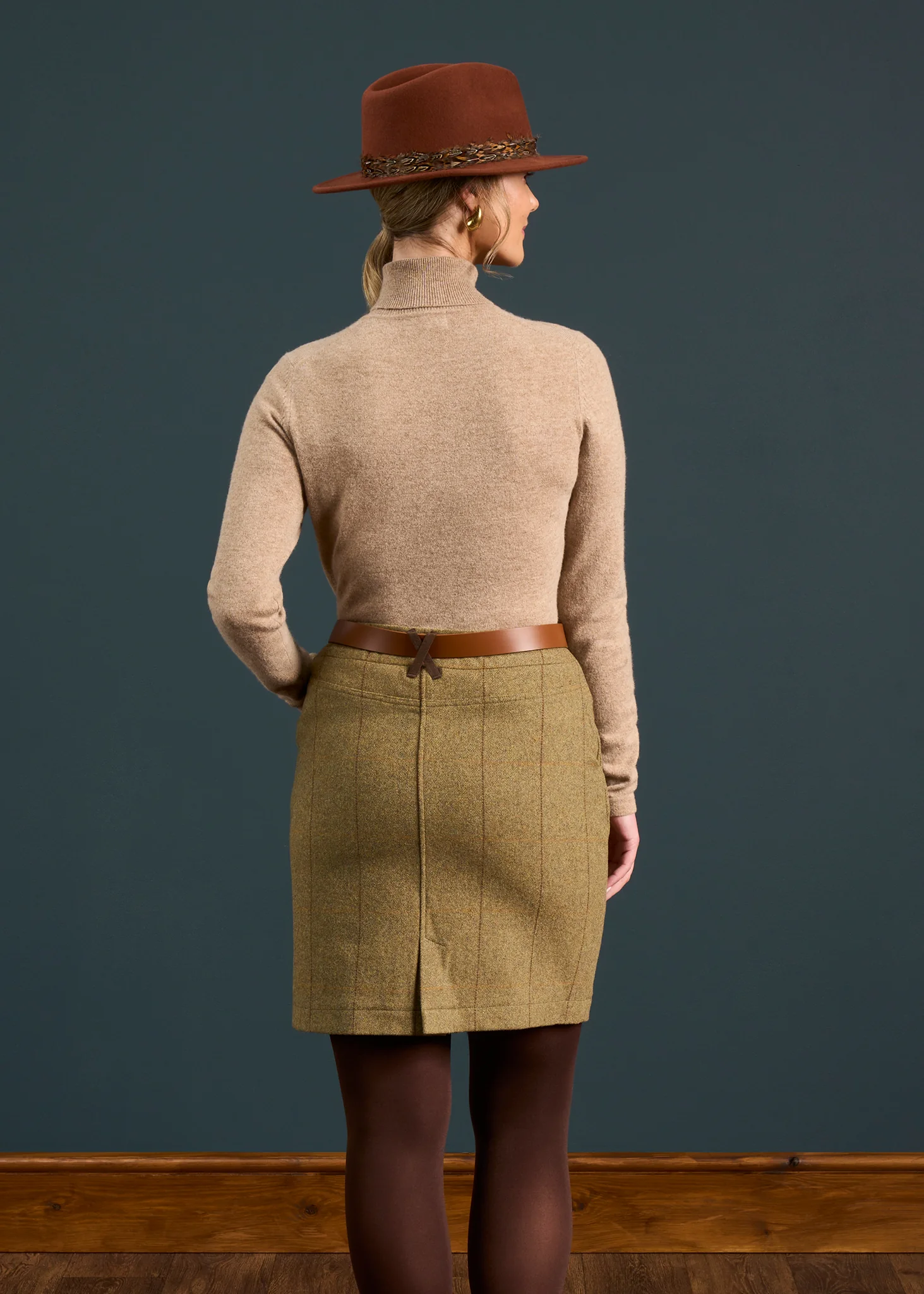 Combrook Ladies Tweed Water Repellent Skirt 49cm in Grove  -  Regular Fit - Image 8