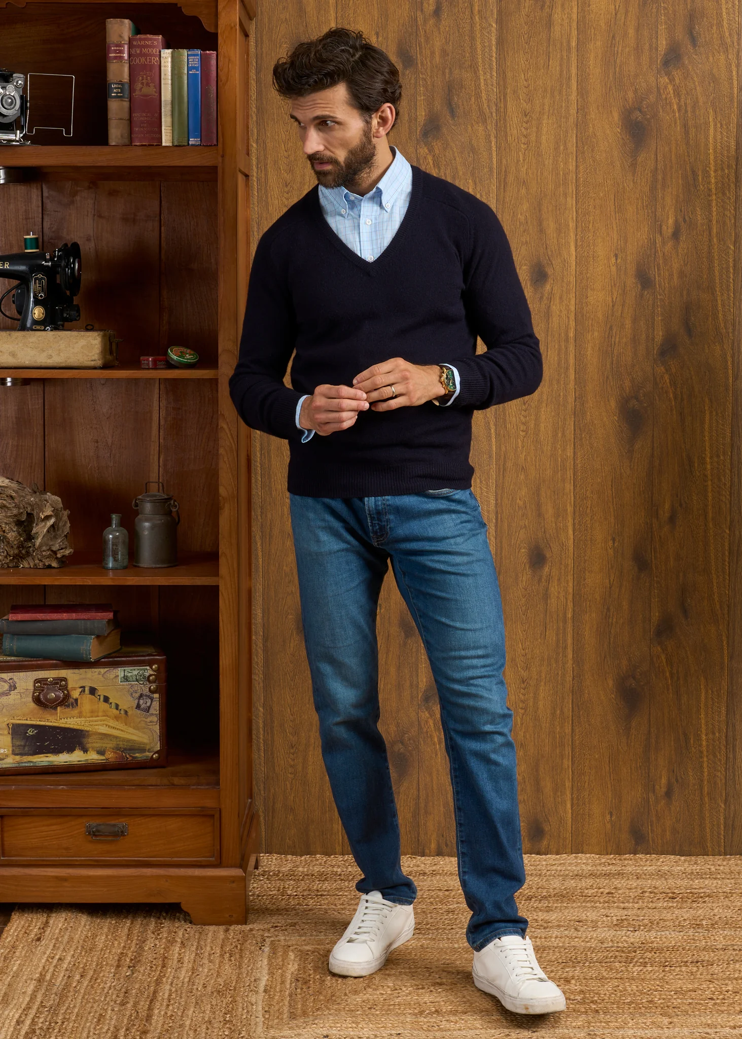 Hampshire Lambswool Jumper in Navy - Classic Fit - Image 3