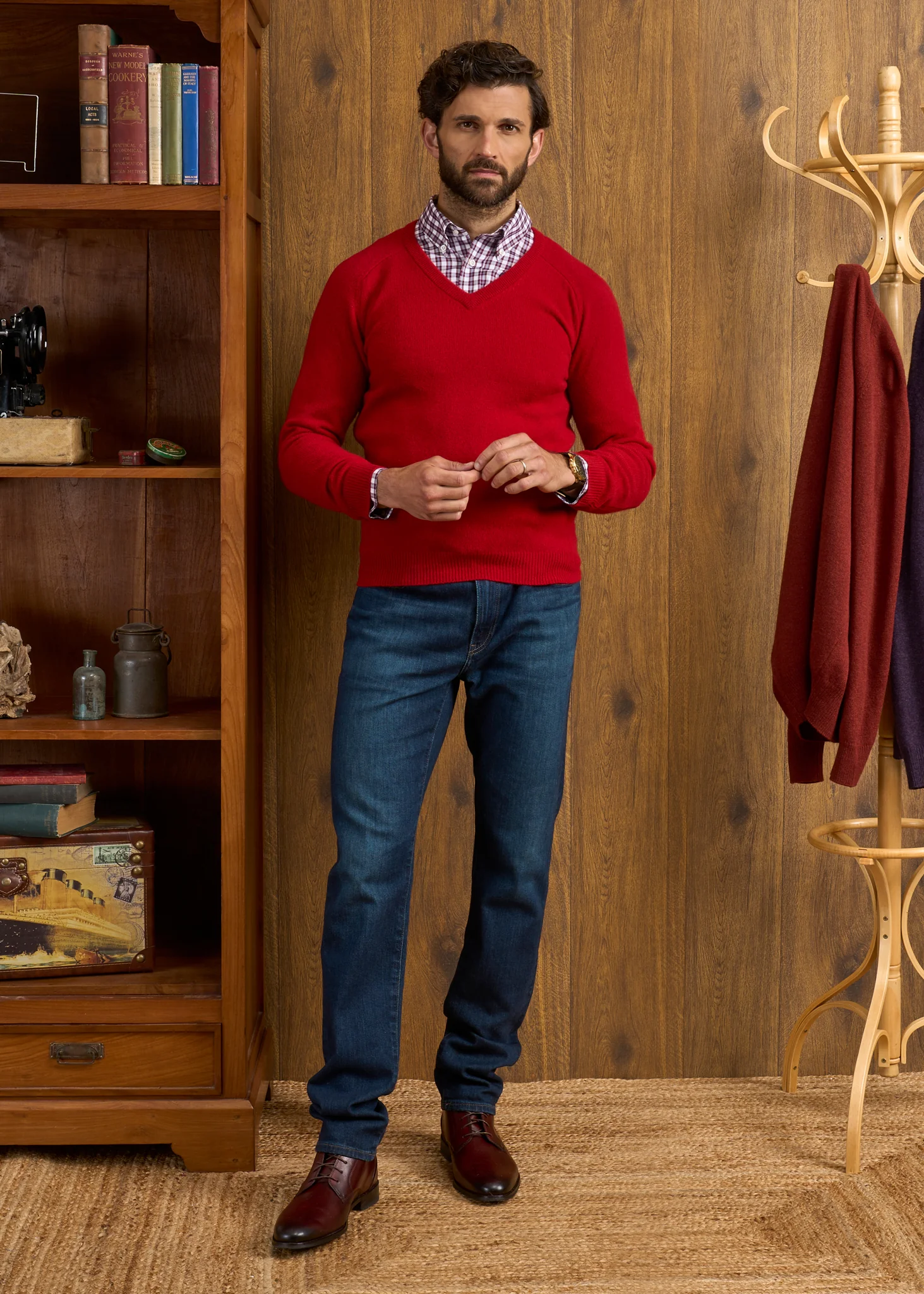 Kilsyth Men's Lambswool Jumper in Dubonnet - Regular Fit - Image 2