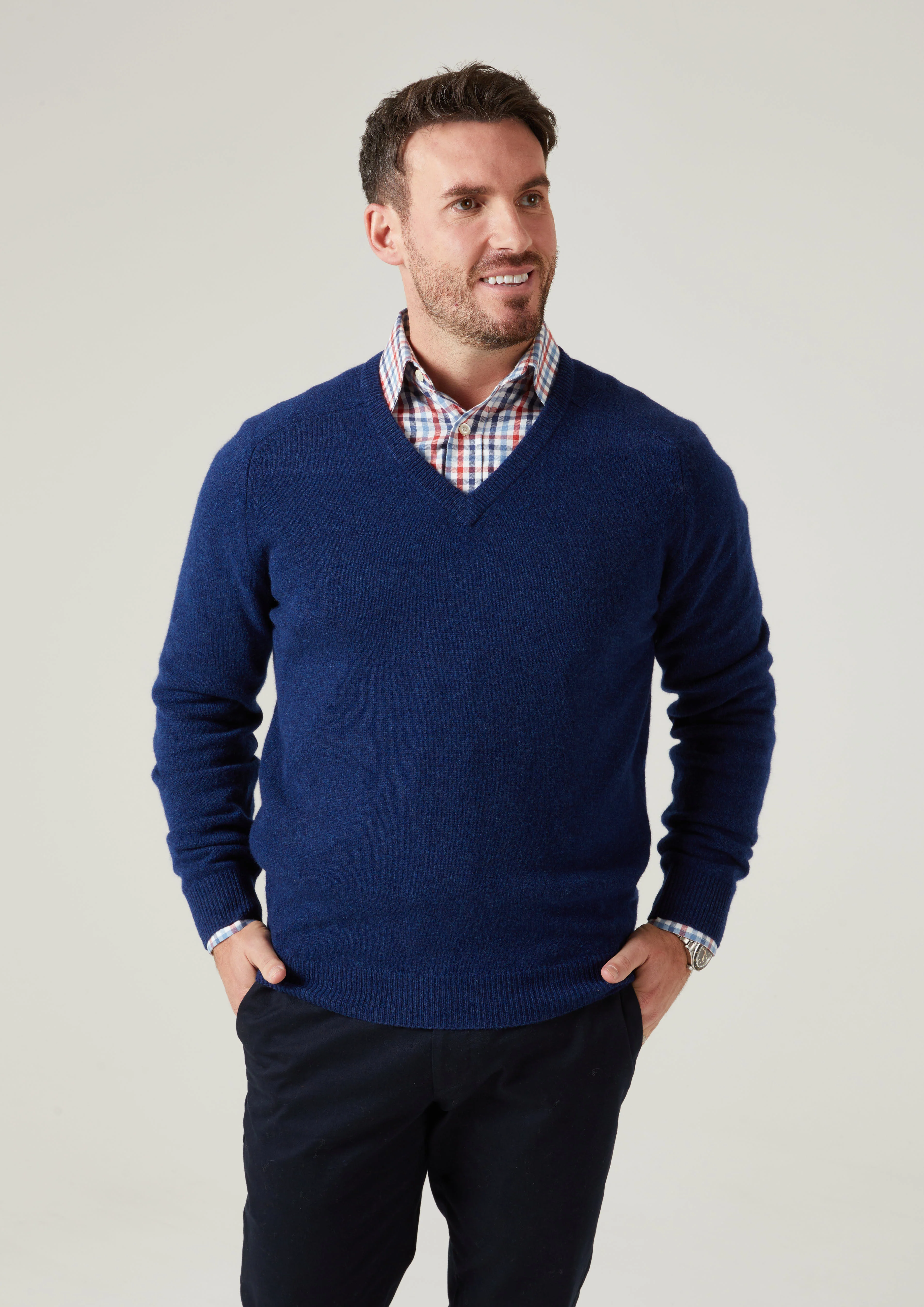 Kilsyth Men's Lambswool Jumper in Indigo - Regular Fit - Image 3