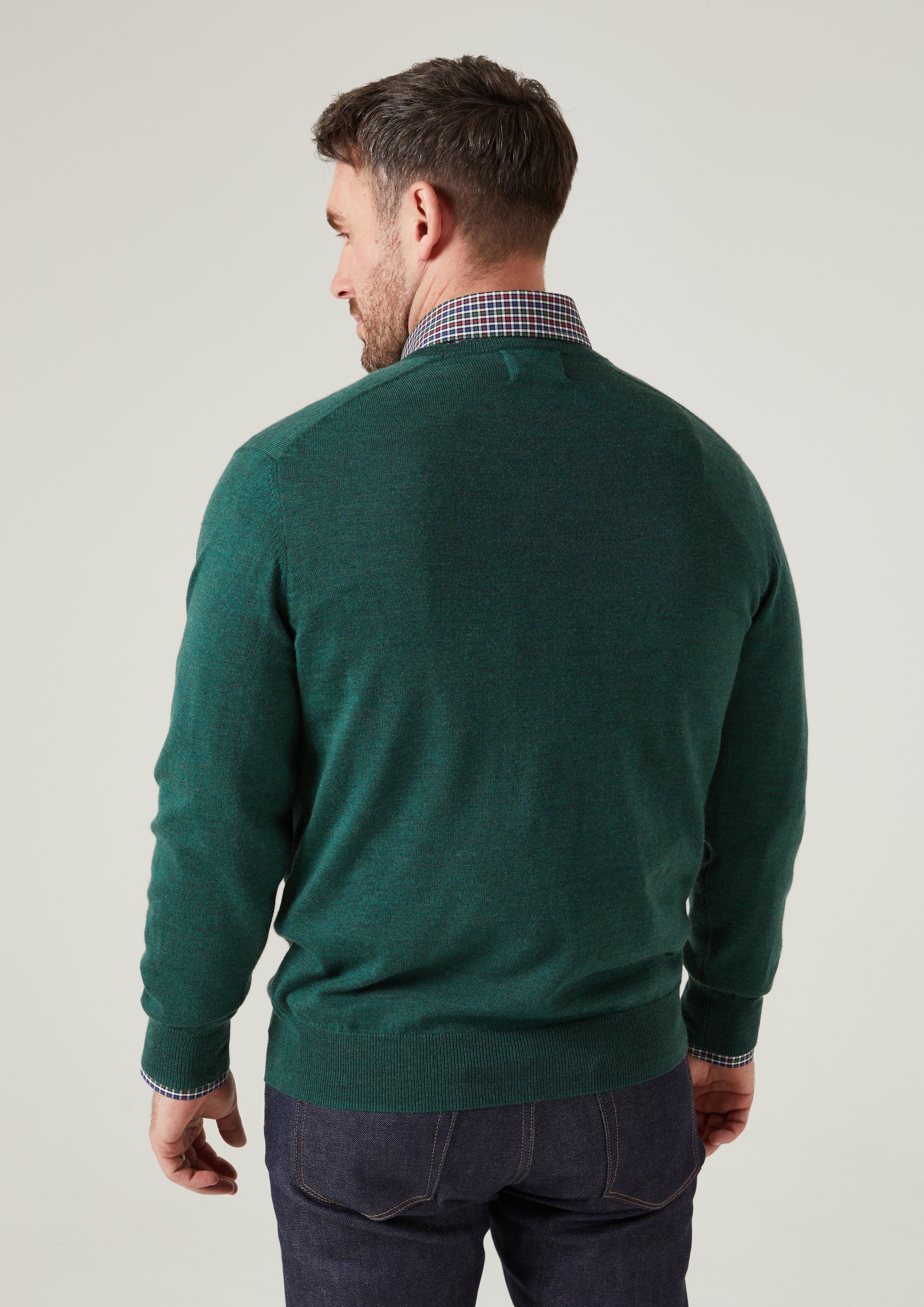 Millbreck Merino Wool Jumper in Hunter - Regular Fit - Image 4