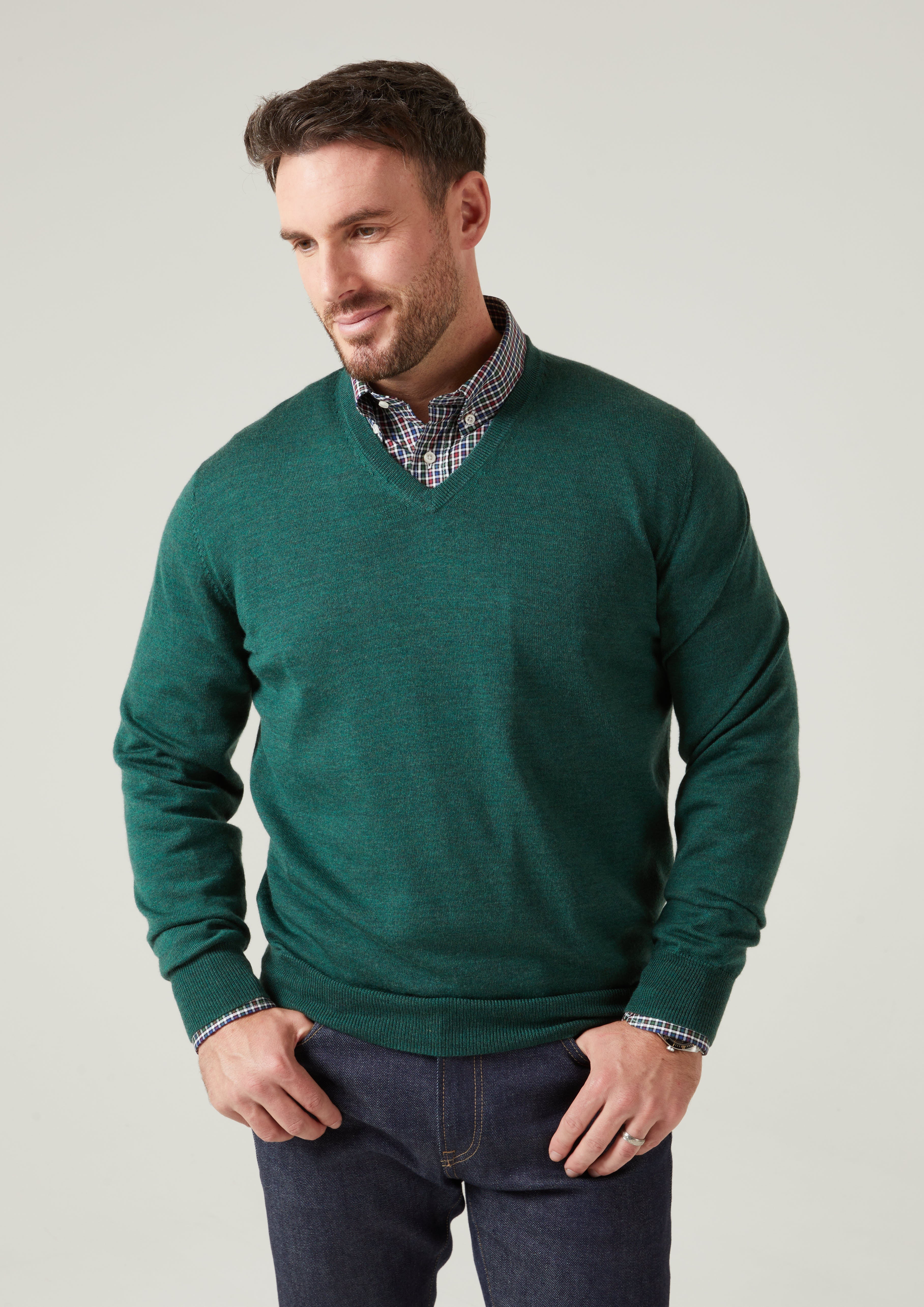 Millbreck Merino Wool Jumper in Hunter - Regular Fit - Image 5