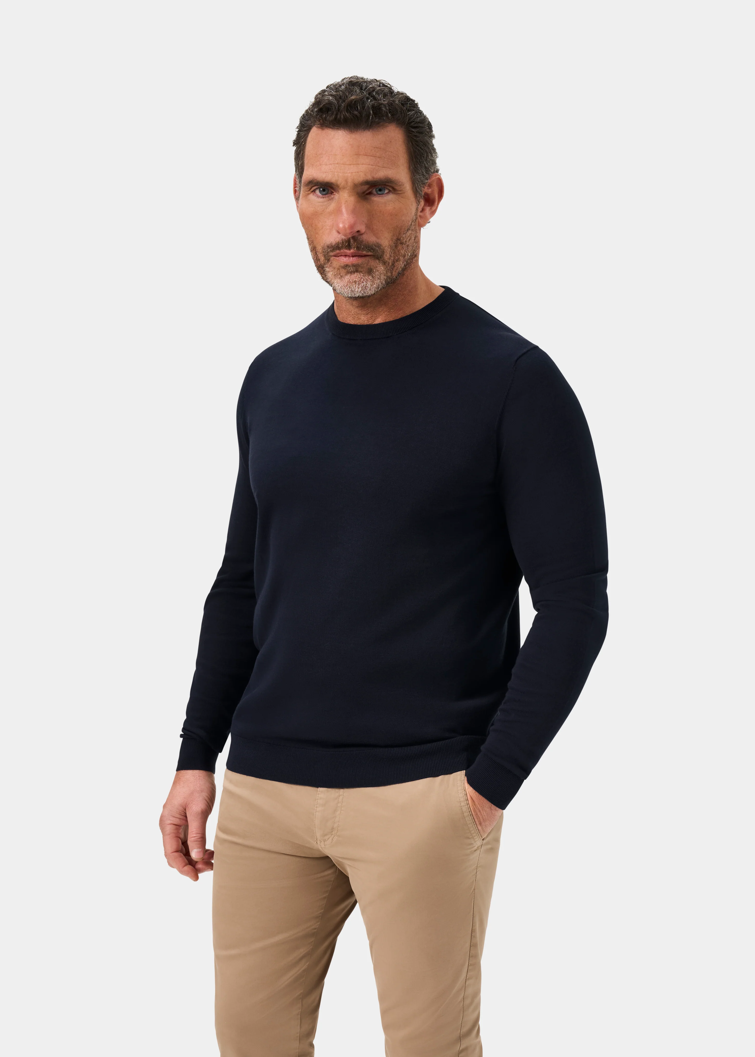 Oakford Cotton Long Sleeve Crew Neck Shirt In Dark Navy - Image 6