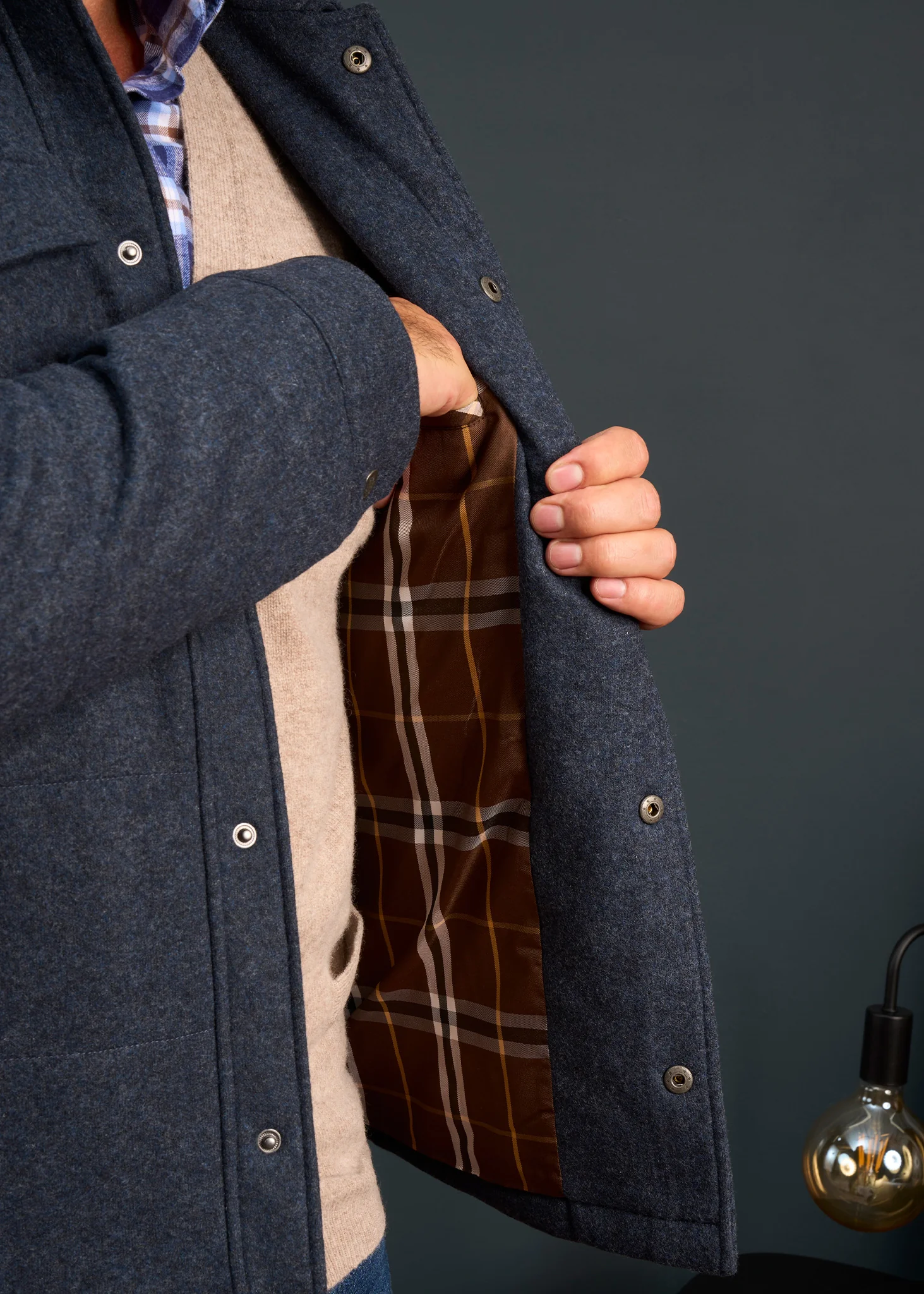 Richmond Men's Knitted Quilted Shacket In Navy - Image 3
