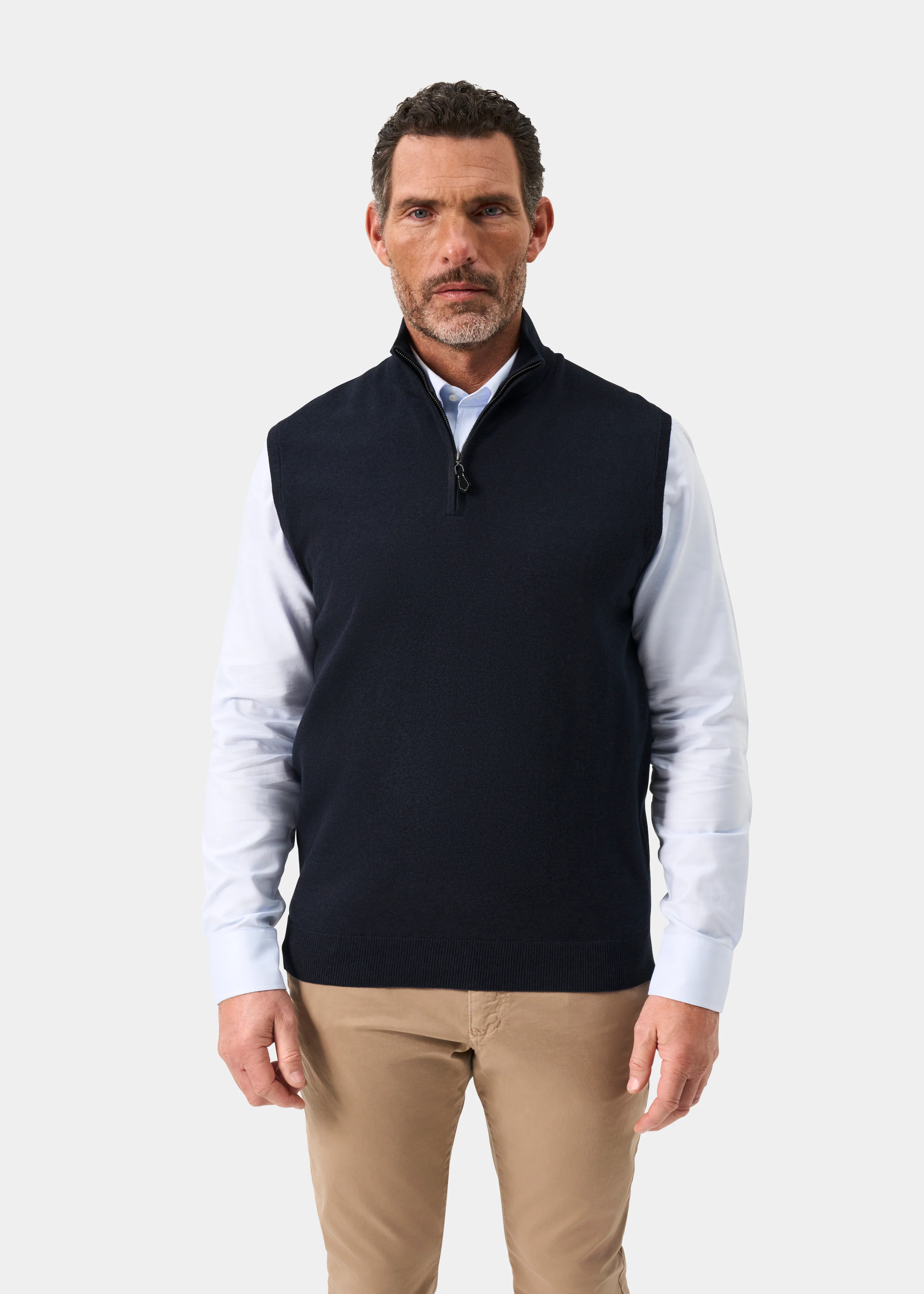 Rowley Men's Cotton Cashmere 1/4 Zip Gilet In Dark Navy - Image 2