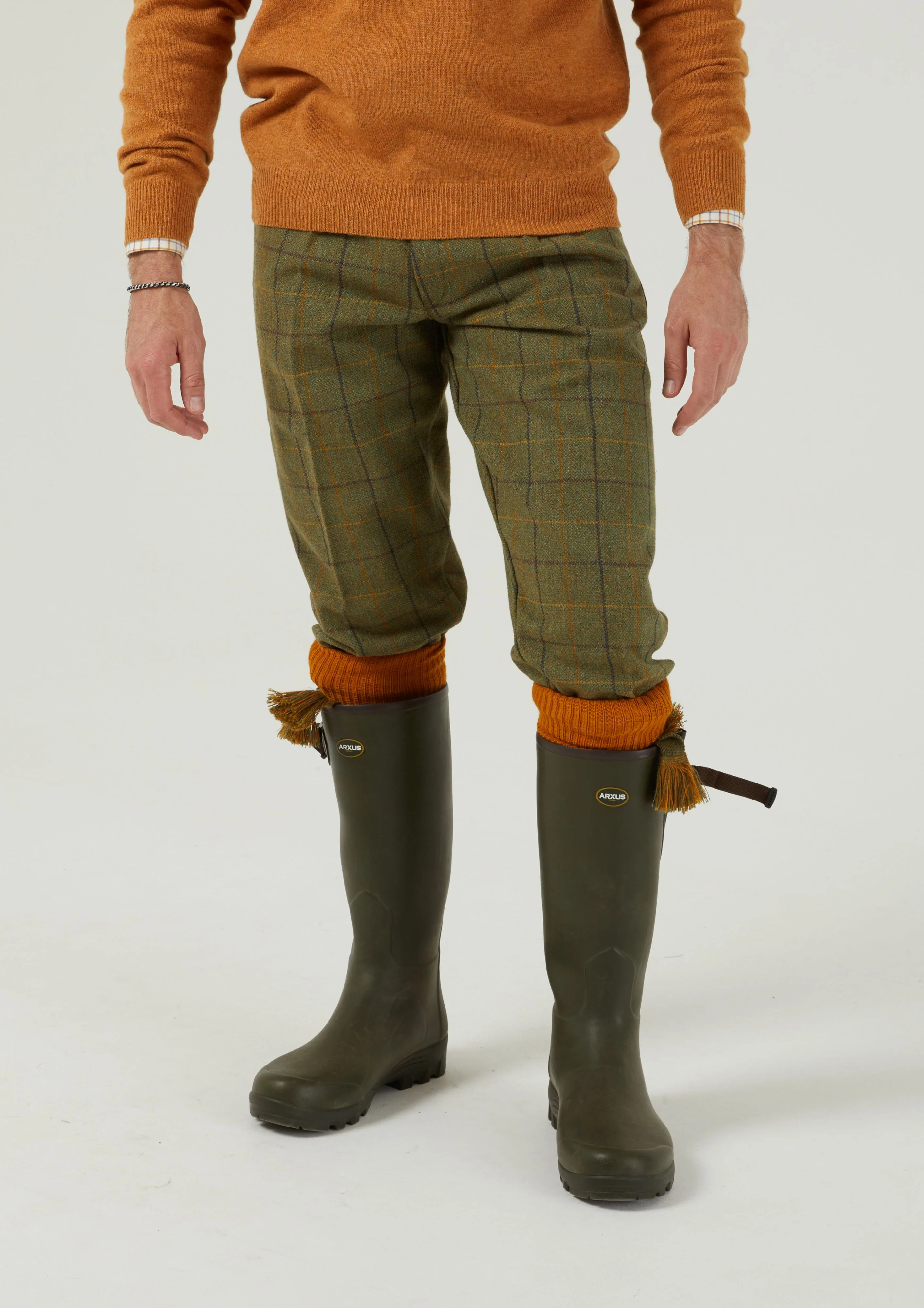 Rutland Men's Tweed Water Repellent Shooting Breeks in Dark Moss  -  Regular Fit - Image 4