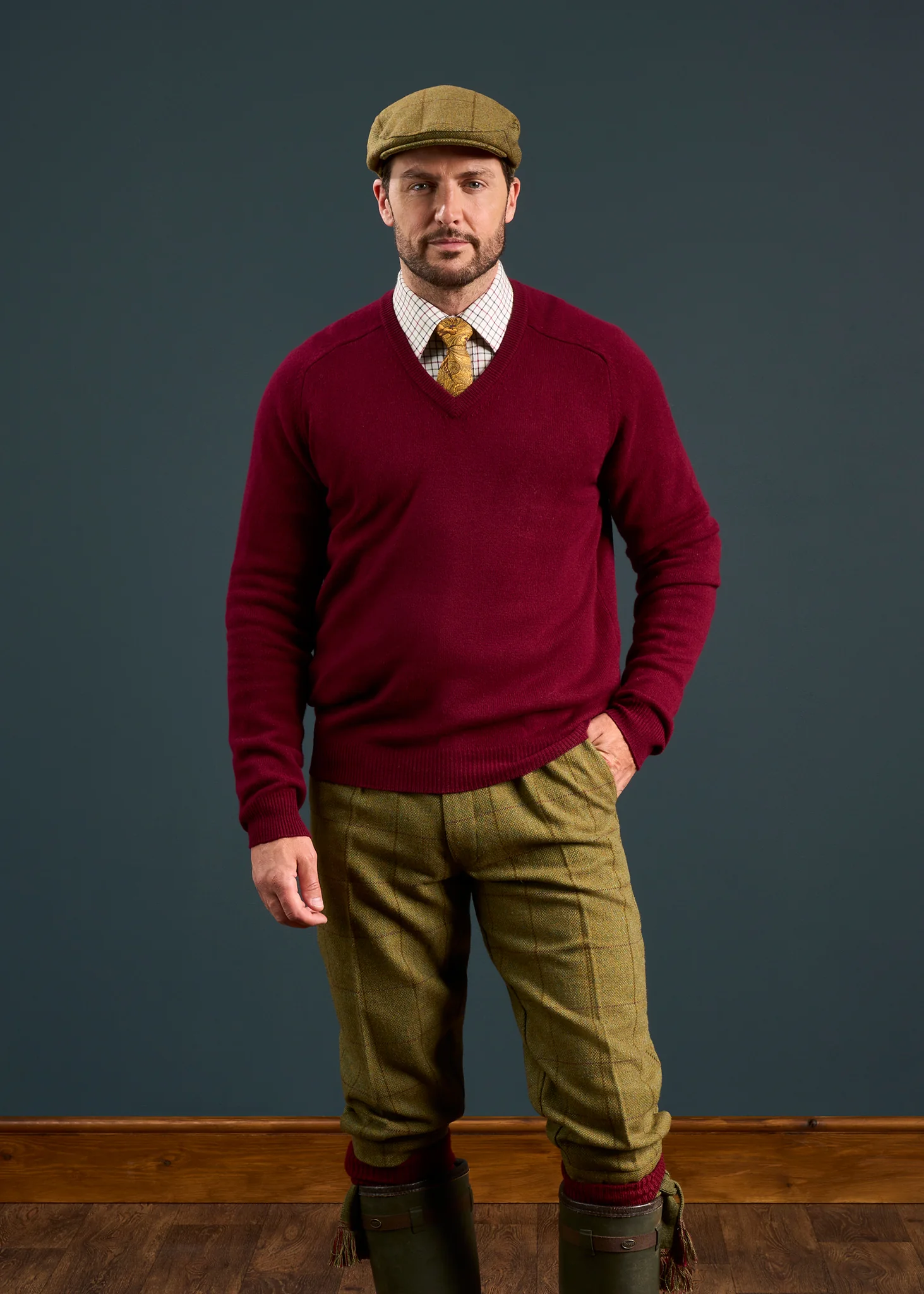 Rutland Men's Tweed Water Repellent Shooting Breeks in Lichen  -  Regular Fit - Image 5