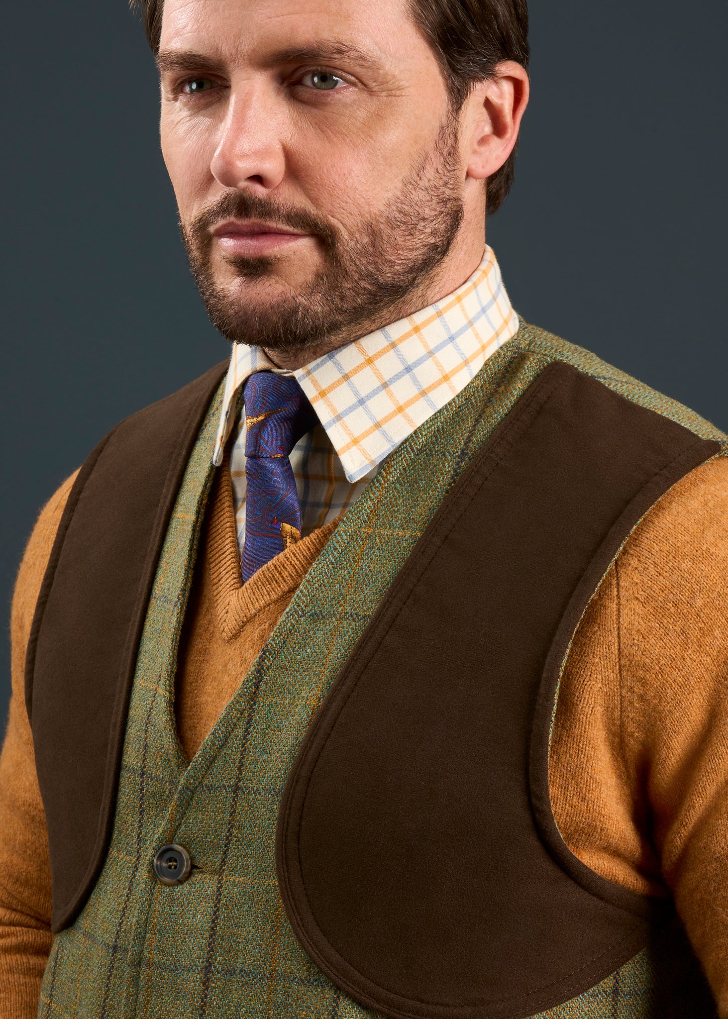 Rutland Men's Tweed Water Repellent Shooting Waistcoat in Dark Moss  -  Shooting Fit - Image 3