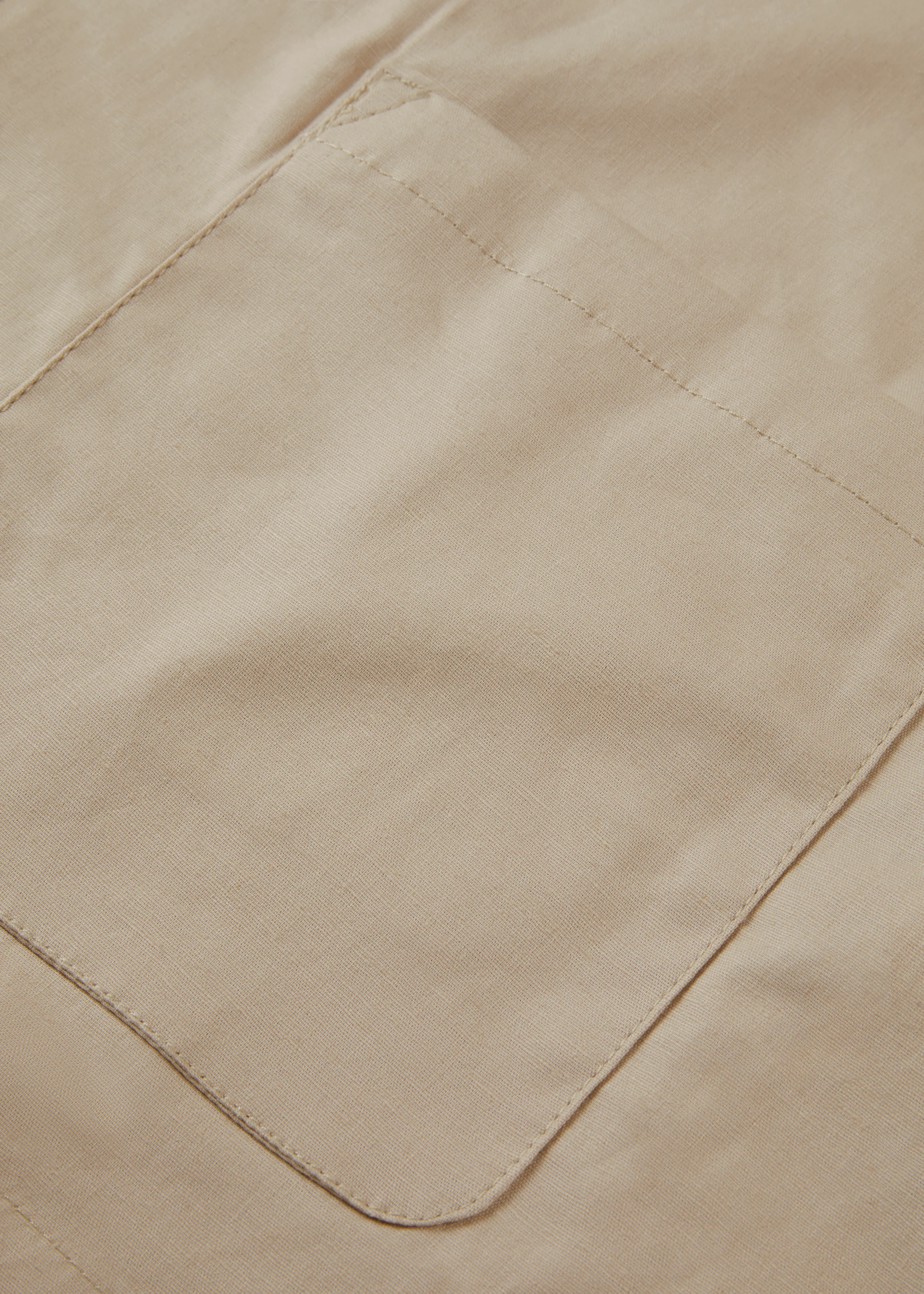 Sandcliff Men's Shacket in Beige - Image 5