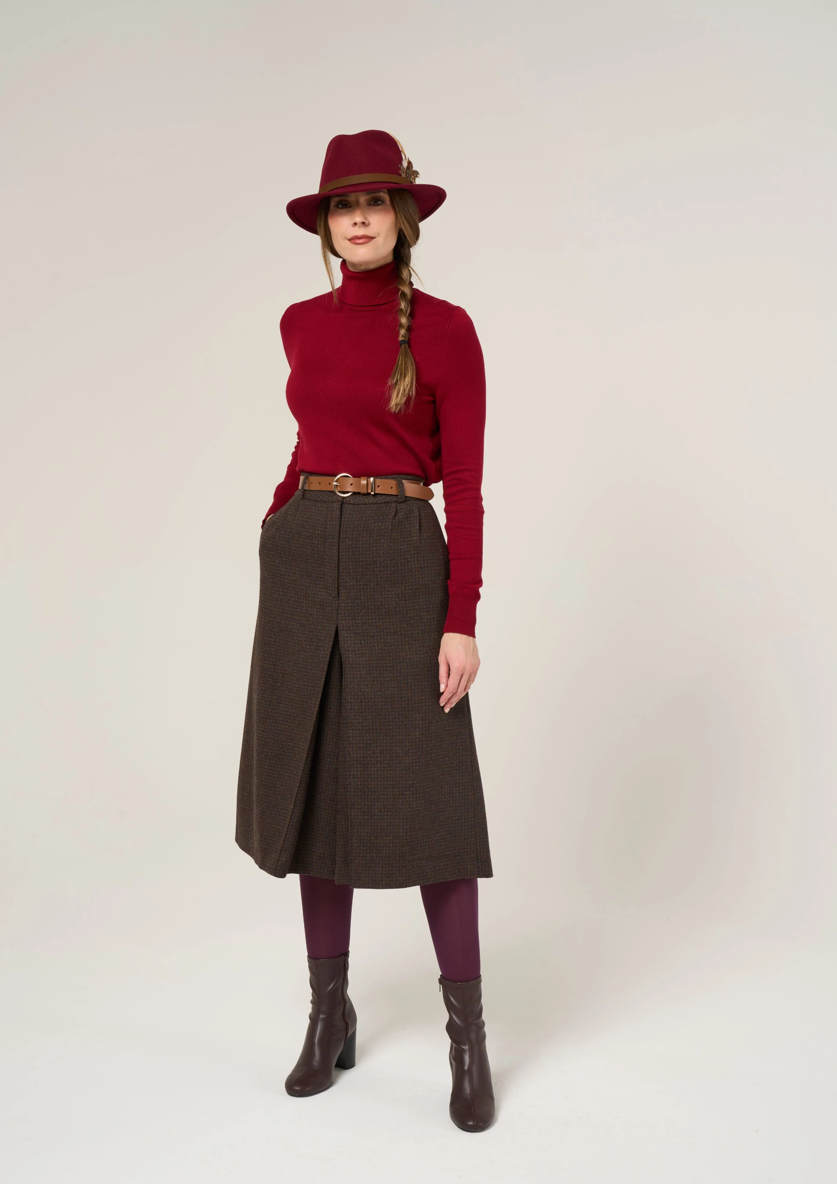 Surrey Ladies Tweed Water Repellent Culottes in Bramble  -  Regular Fit - Image 6