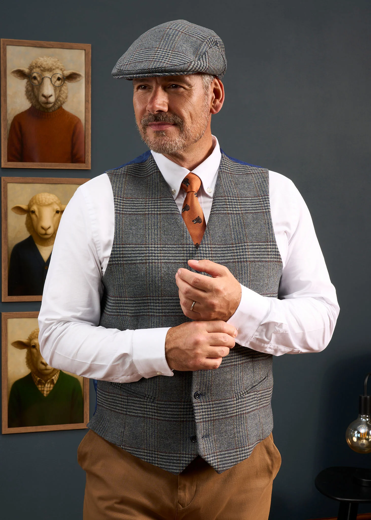 Surrey Men's Tweed Water Repellent Lined Waistcoat in Blue Check  -  Regular Fit - Image 2